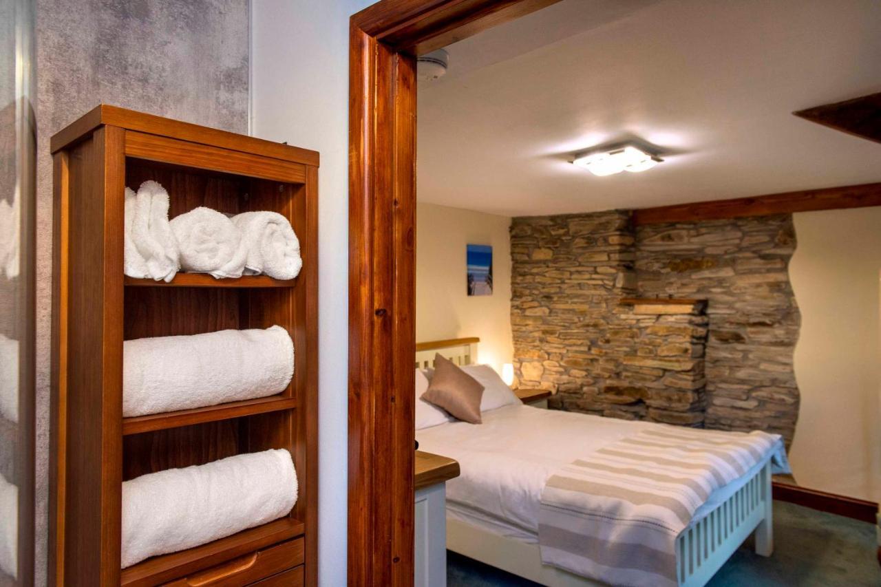 Saint Teath The White Cottage B&B מראה חיצוני תמונה